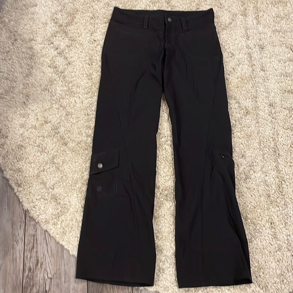 ATHLETA HIKING PANTS 4P